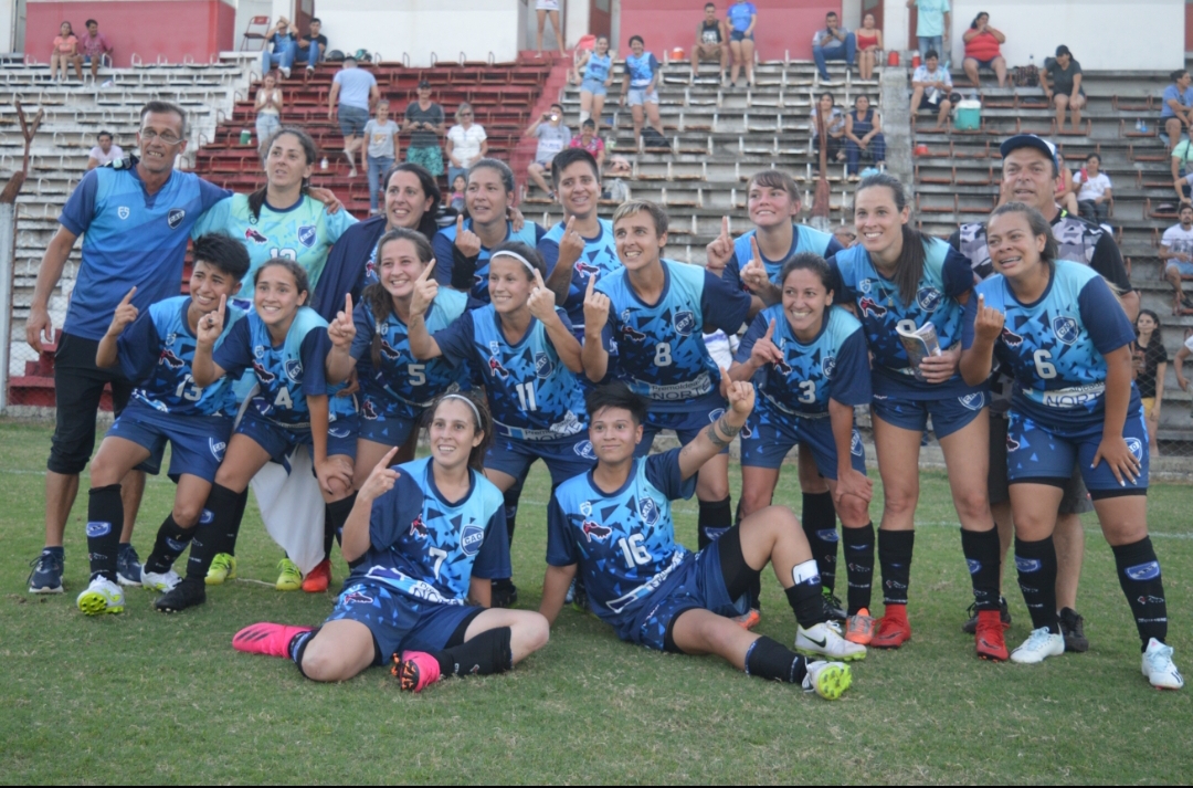 Las Decanas clasificaron al Regional de la Copa Federal Femenina