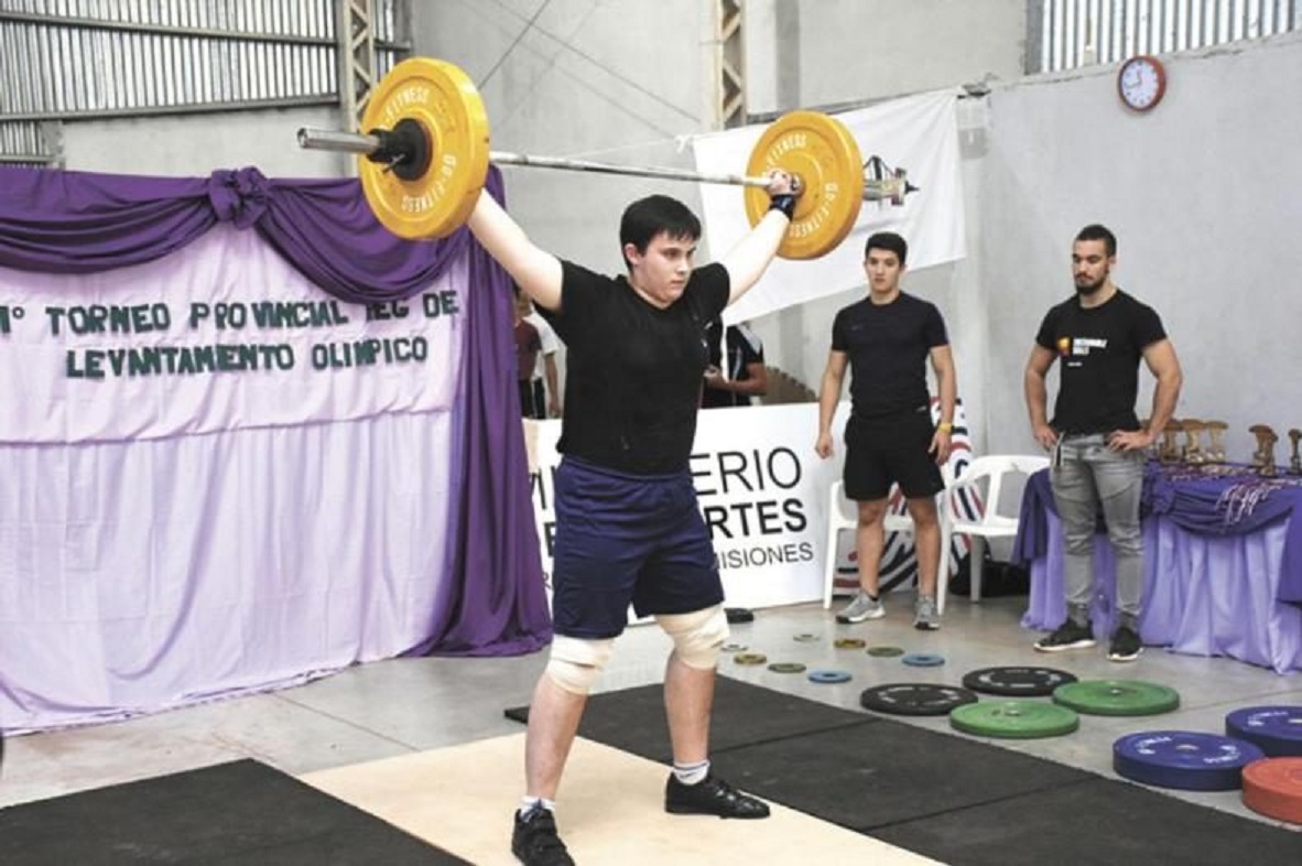 Oberá recibe a la cuarta fecha del campeonato de levantamiento de pesas