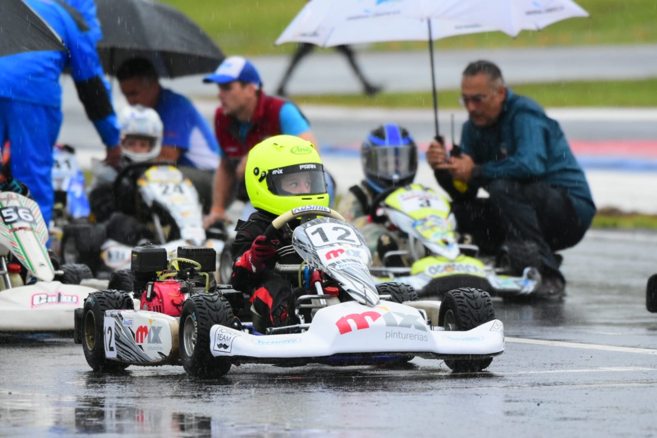 Los podios obereños en el Misionero de Karting