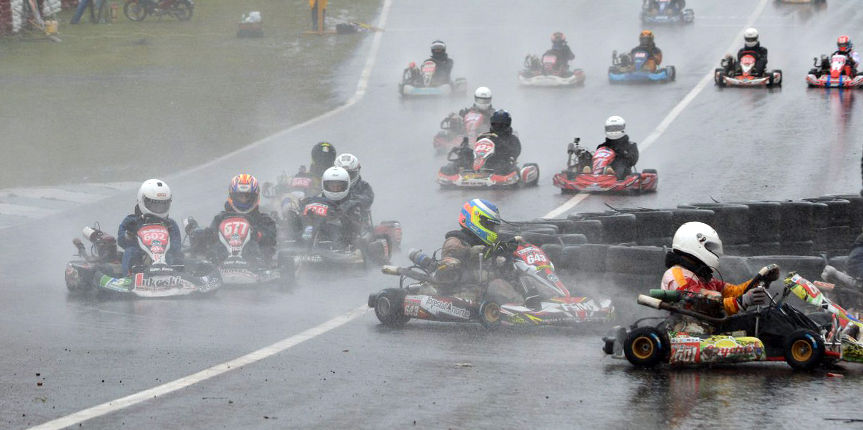 Bajo la lluvia, la dupla Paiva/Pavón participaron de la carrera especial