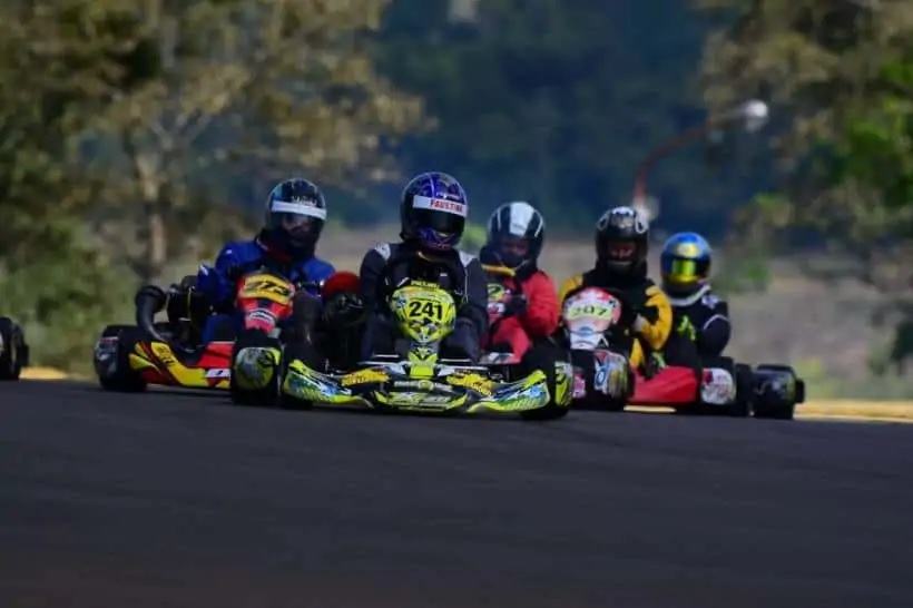 Karting: más de 90 pilotos para la 7ma fecha de Oberá