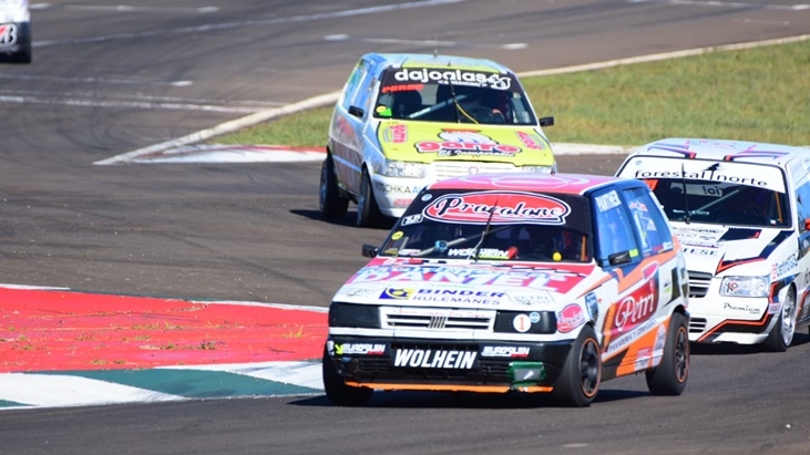 Listos para salir a la pista en Posadas